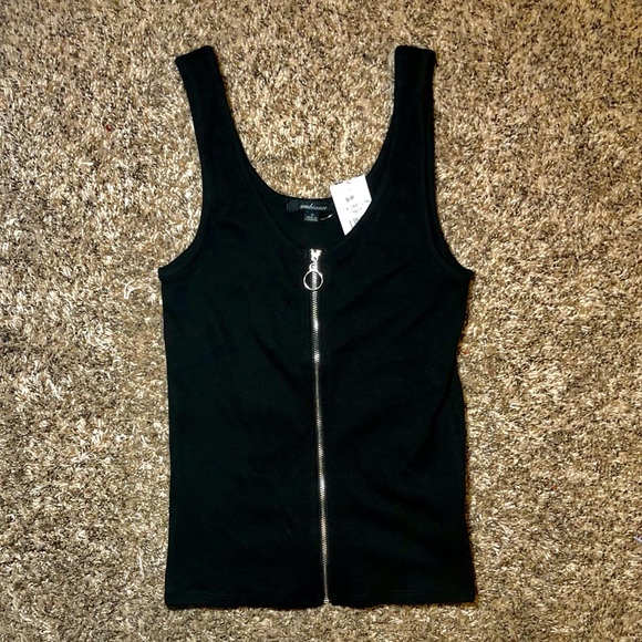 Charlotte Russe Tops - NWT Zipper Tank Top